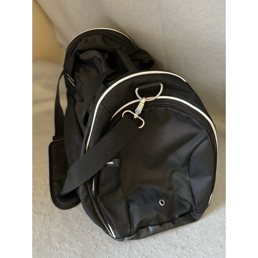 Ogio Travel Duffel Sports Gym Bag Team‎ Baseball Black Zippers Heavy Strap Golf